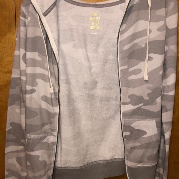 Zip Up Gray Camo Hoodie XS - Picture 2 of 3